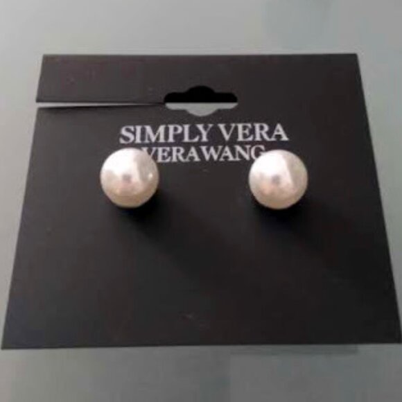 Vera Wang Jewelry - VERA WANG Romantic Gunmetal White Pearl Stud Earrings**NEW!